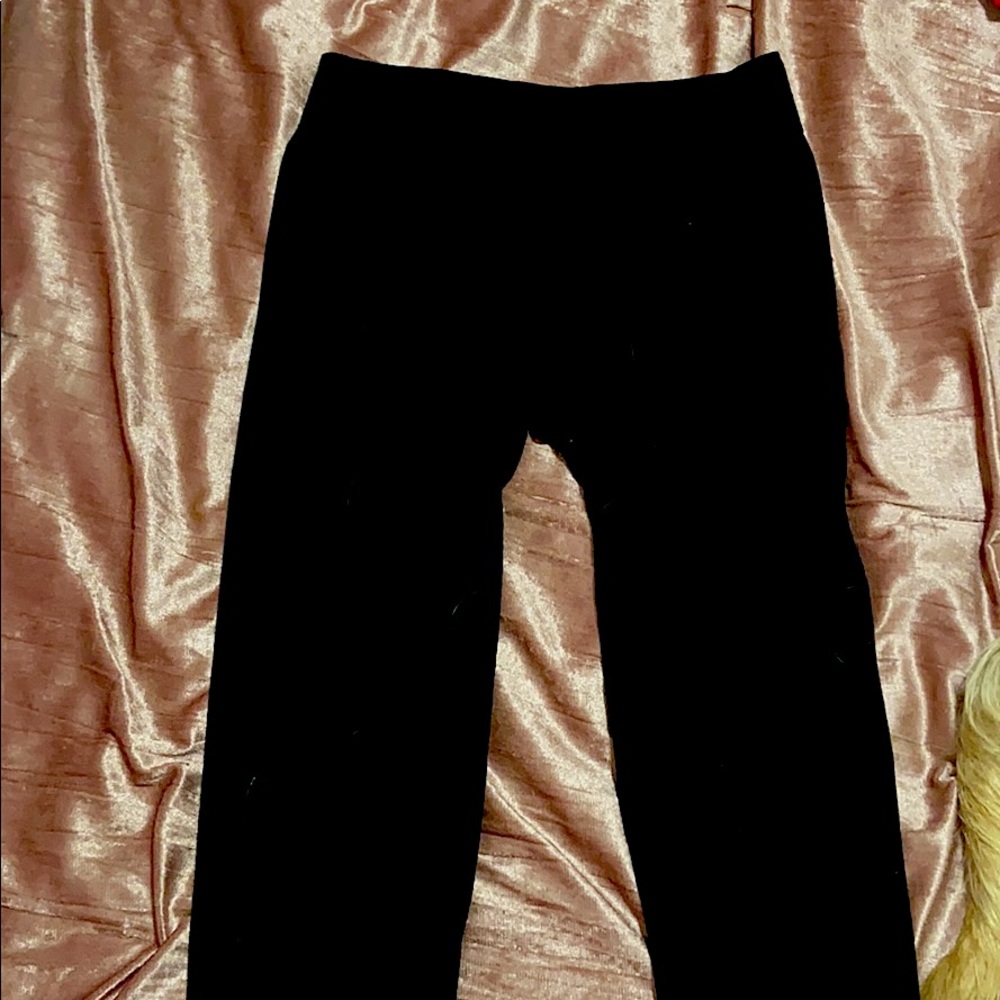 Black leggings